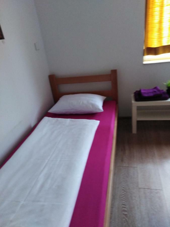 Guesthouse Night&Day Subotica Exterior photo