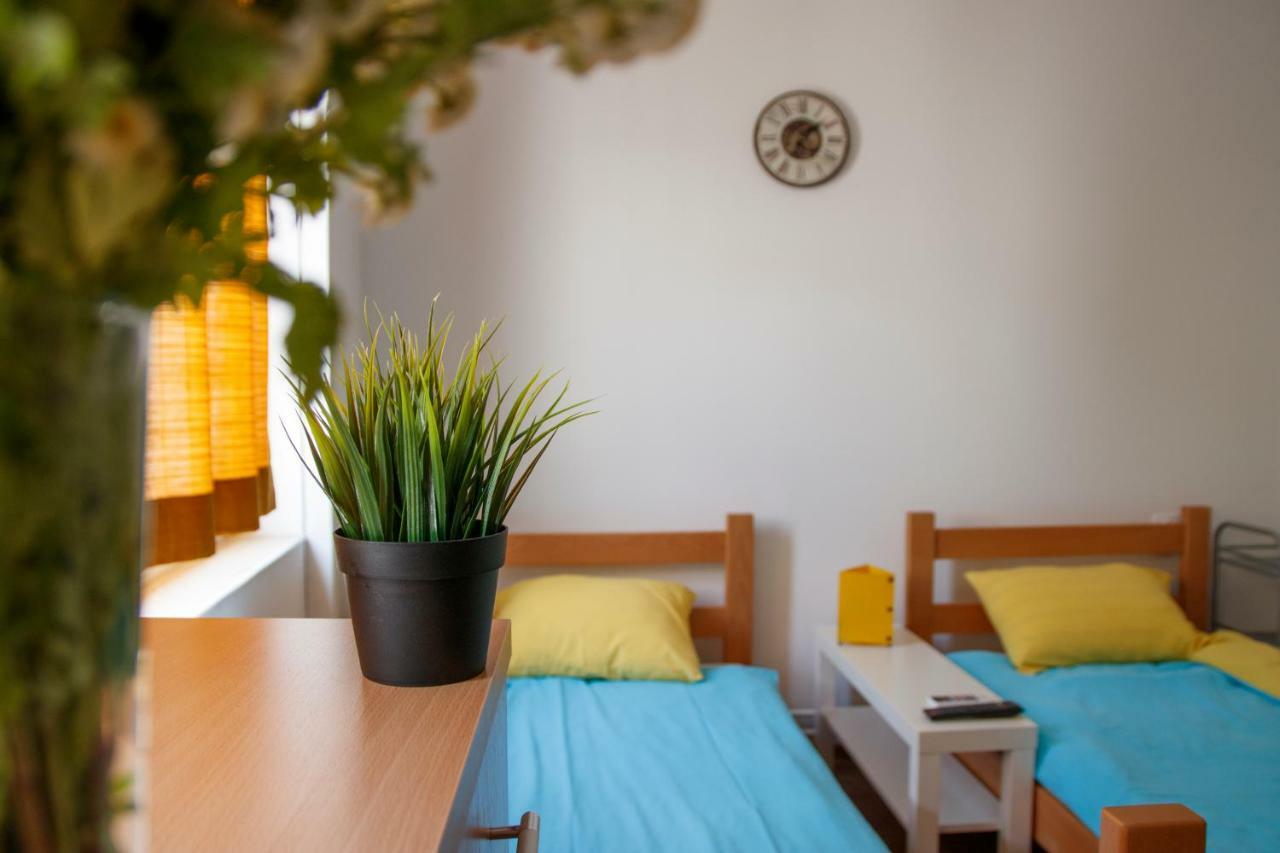 Guesthouse Night&Day Subotica Exterior photo
